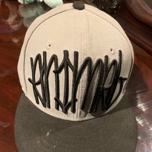 New Era Fitted Animal brand